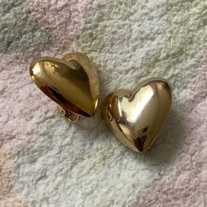 Puff hearts ear clips